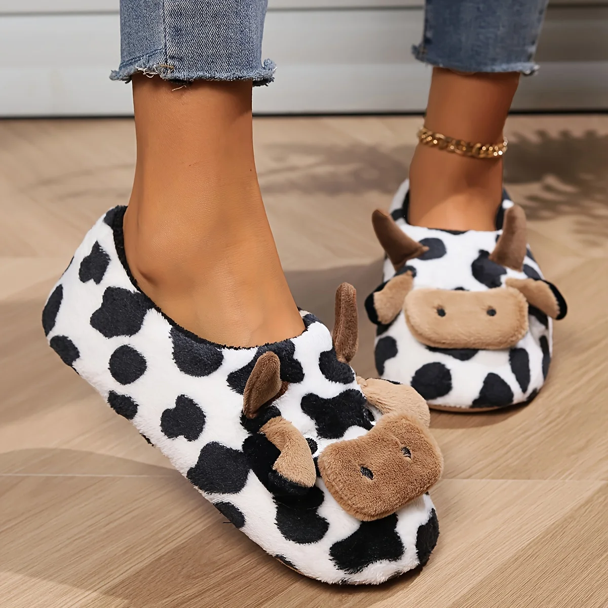 Pantoufle En Peluche Mignons Avec Une Vache Doux Et Chaud – Image 4