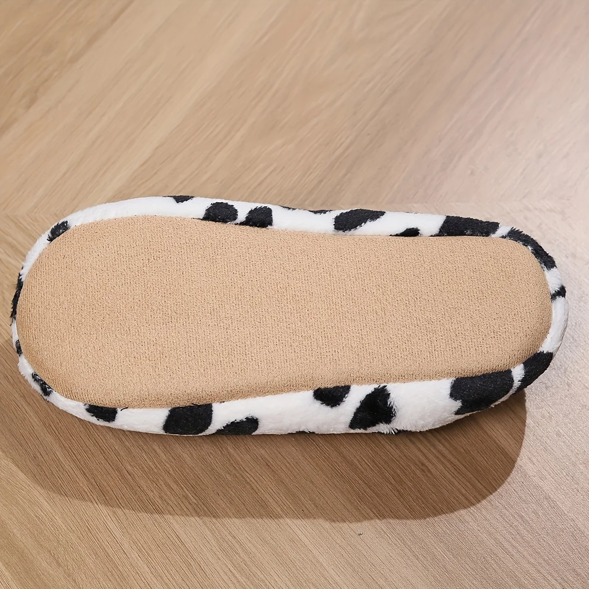 Pantoufle En Peluche Mignons Avec Une Vache Doux Et Chaud – Image 7