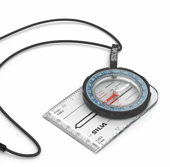 Boussole Field – Silva