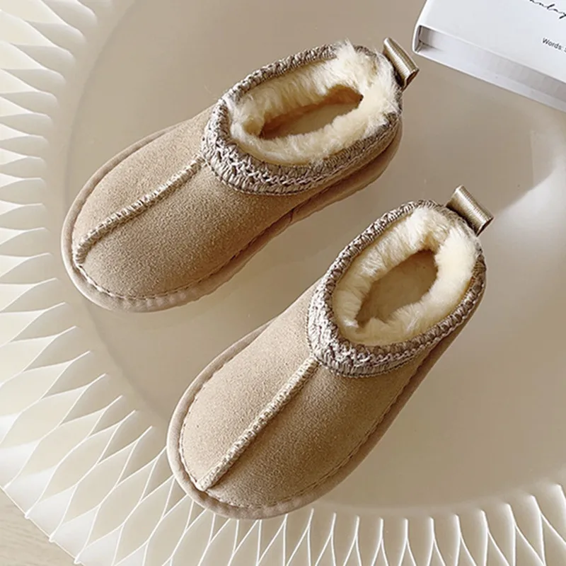 Pantoufle botte en fourrure pour enfants
