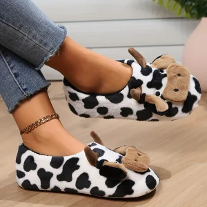 Pantoufle En Peluche Mignons Avec Une Vache Doux Et Chaud