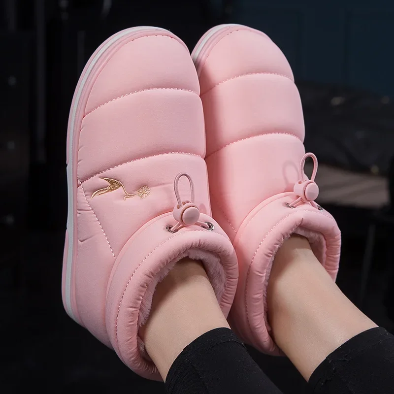 pantoufles à plateforme imperméables